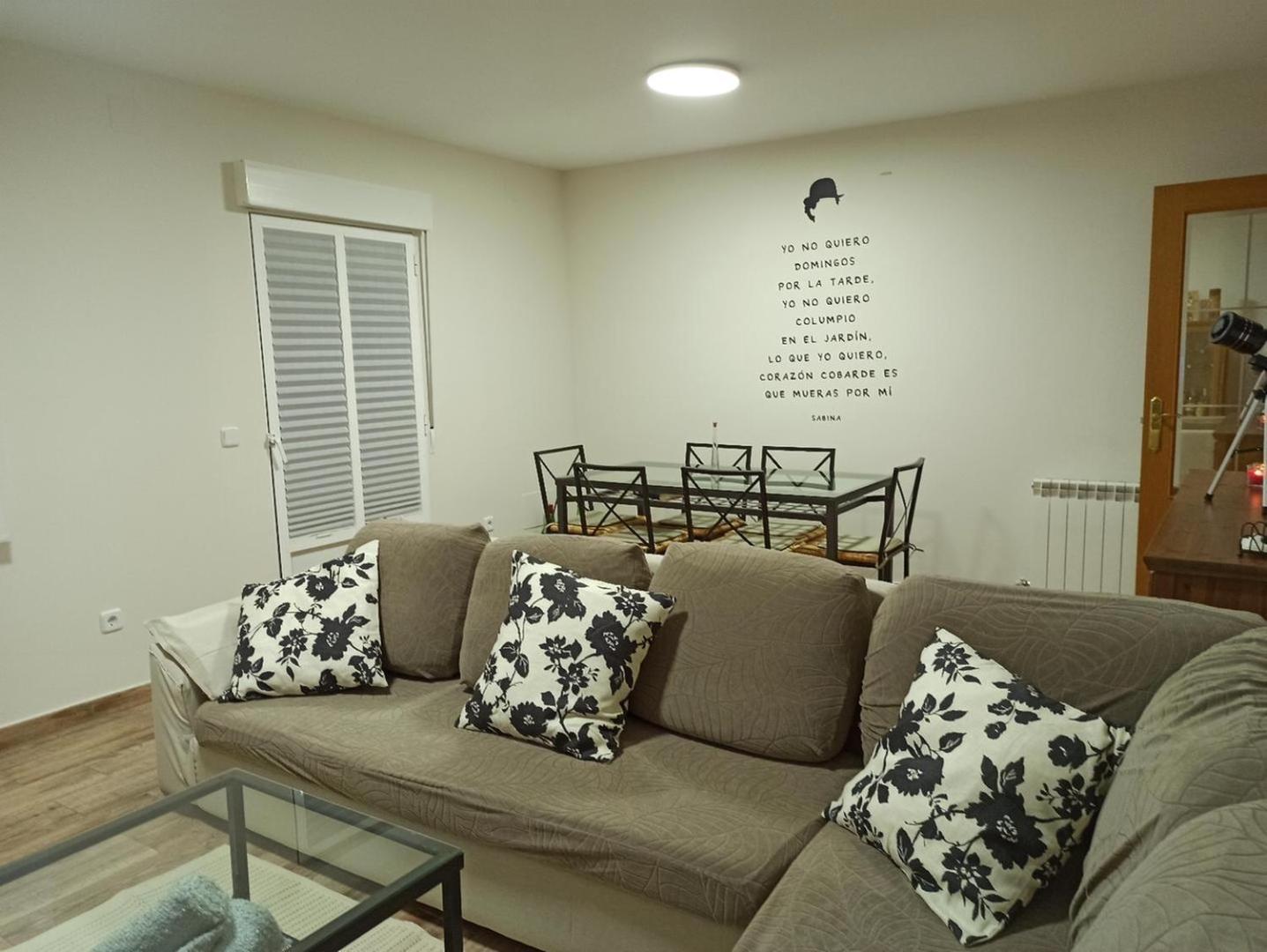 La Casona Apartment Serranillos Ngoại thất bức ảnh
