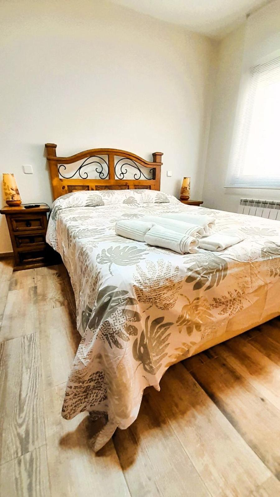La Casona Apartment Serranillos Ngoại thất bức ảnh