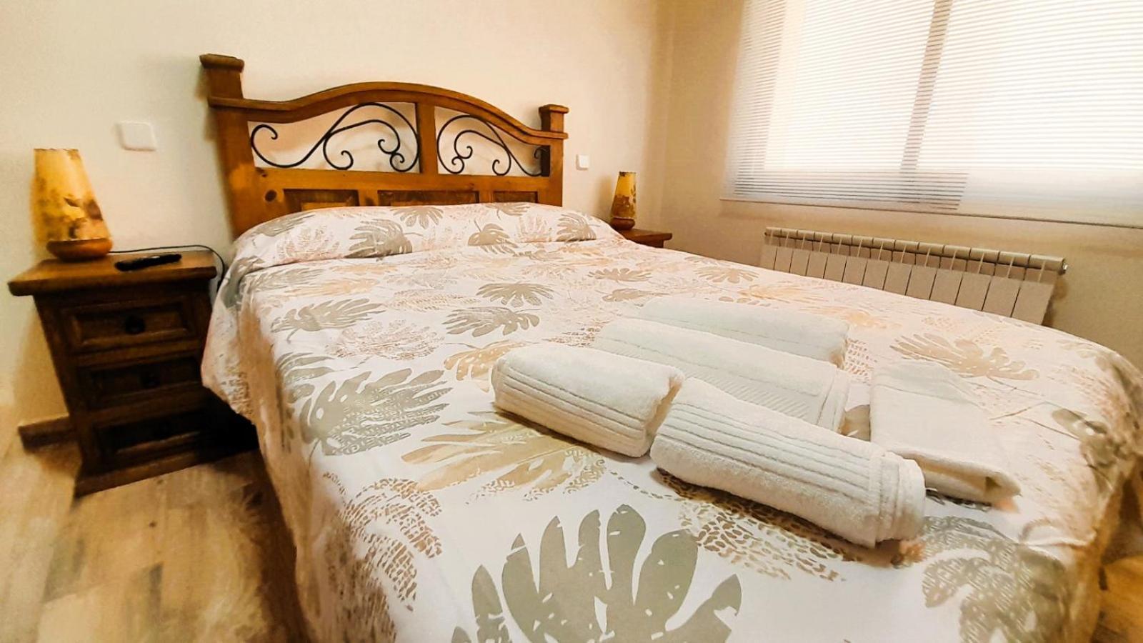 La Casona Apartment Serranillos Ngoại thất bức ảnh