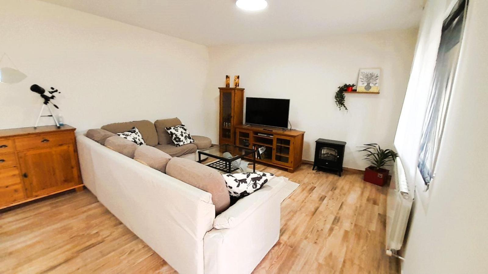 La Casona Apartment Serranillos Ngoại thất bức ảnh