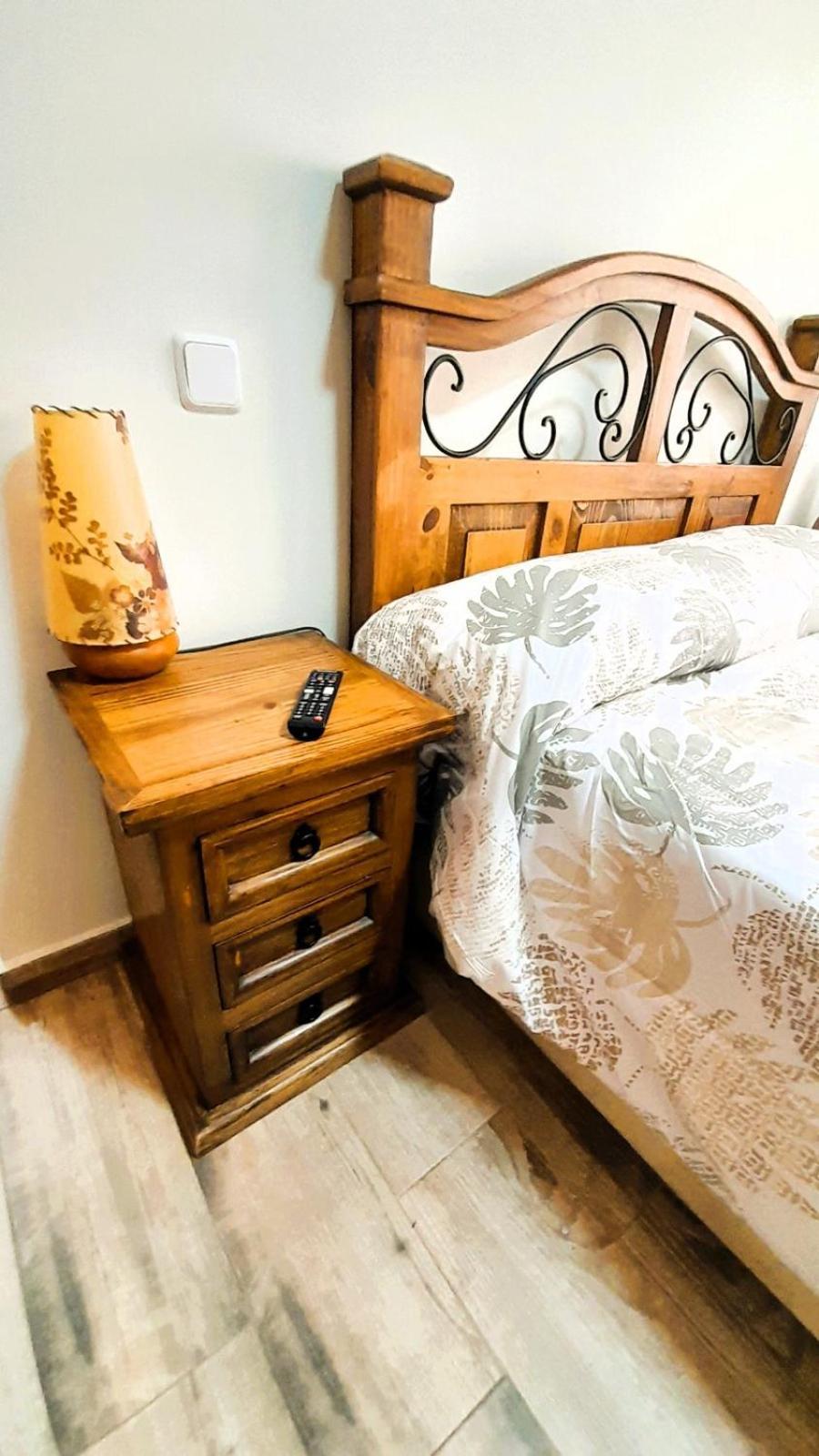 La Casona Apartment Serranillos Ngoại thất bức ảnh